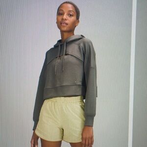 Lululemon get centred hoodie